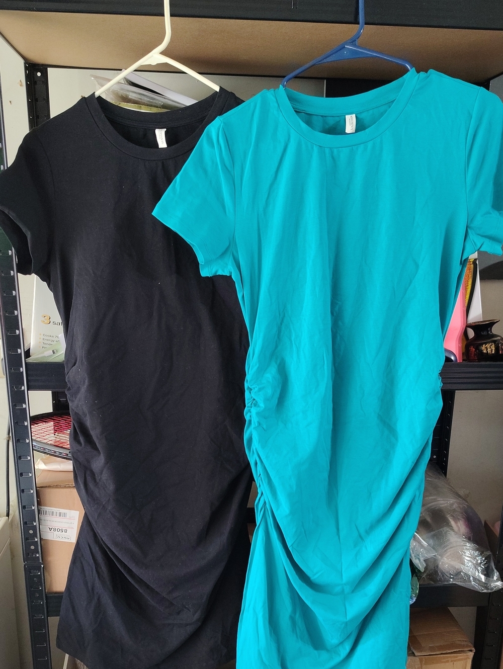 Woman's Short Sleeve Ruched Side T-Shirt Dresses - Teal & Black